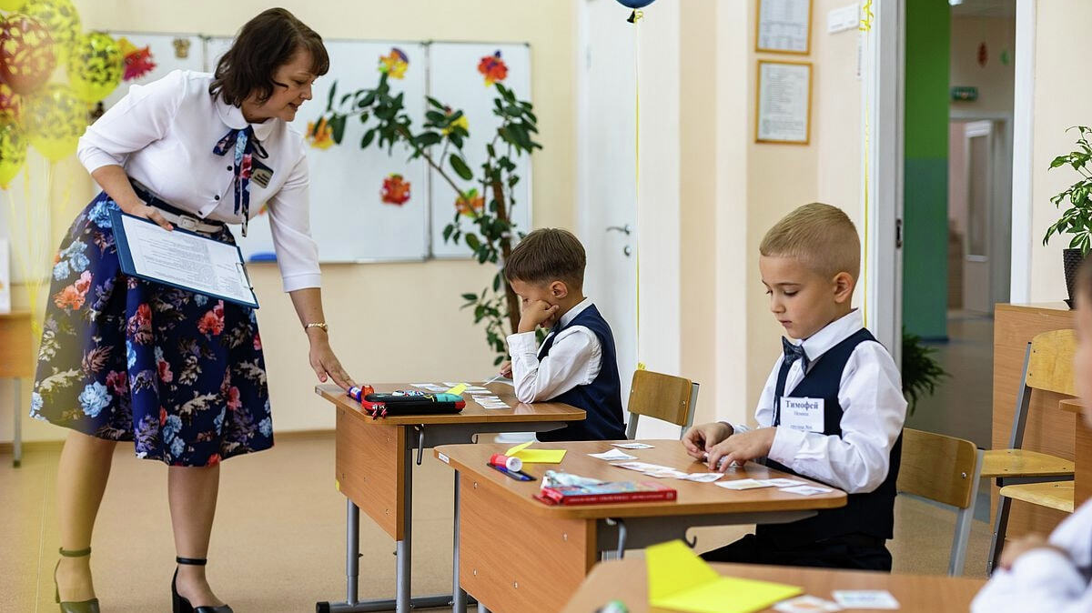 Проверку QR-кодов вводят в школах Хабаровска