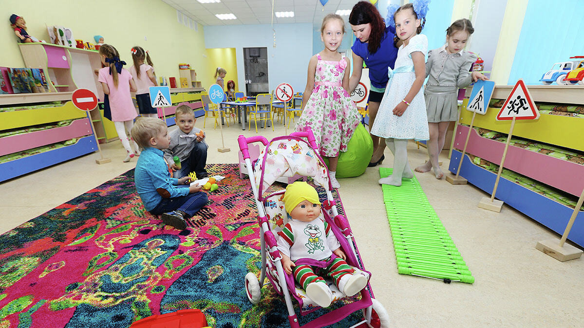 Удар по психике малышей: родители о проверке QR-кодов в детсадах Хабаровска