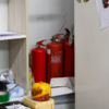 На рабочих местах у сотрудников рынка находятся огнетушители — newsvl.ru