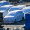 Более десятка обледеневших машин к обеду выгрузили — newsvl.ru