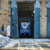 Трамвай с Дедом Морозом и Снегурочкой вышел на маршрут во Владивостоке — newsvl.ru
