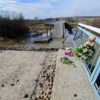 Под фурой Акшина Гайдарова на рухнувшем мосту погибли женщина с ребёнком — newsvl.ru