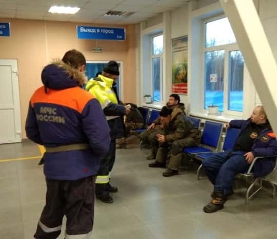 Экипаж терпящего бедствие судна в Охотском море сегодня эвакуировали спасатели