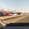 Четырёхкилометровая пробка образовалась на аэропортовской трассе в сторону Владивостока из-за ДТП