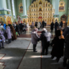 Внутри храма установили баки и лавки — newsvl.ru