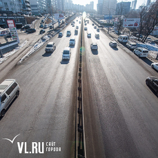 C дорог Владивостока стёрлась разметка – её обновят только весной (ФОТО)
