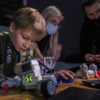 Робототехника сегодня набирает популярность среди детей — newsvl.ru