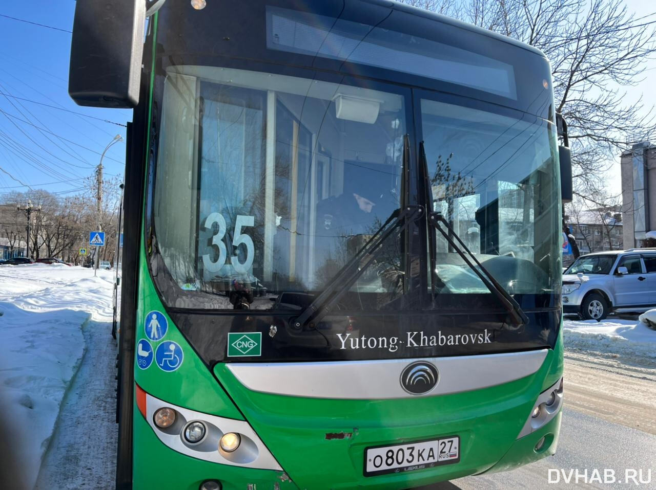 По ноге пенсионерки проехал водитель рейсового автобуса на Синельникова  (ФОТО) — Новости Хабаровска