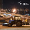 Этой ночью во Владивостоке продолжат расчищать дороги и вывозить снег (АДРЕСА)