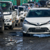Автомобиль выезжает с рынка – кто-то успел купить — newsvl.ru