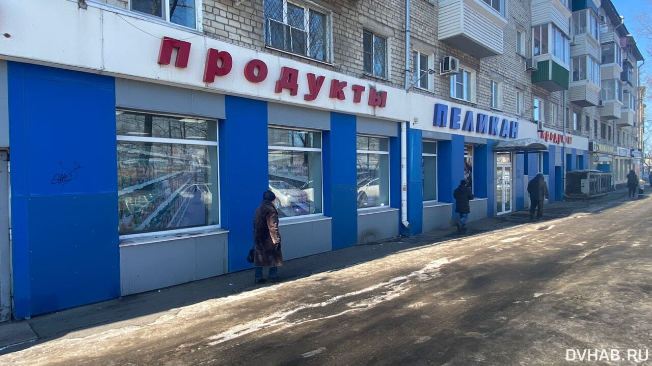 Мужчина ранил ножом охранника магазина и пытался украсть сигареты (ФОТО) —  Новости Хабаровска