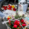 Перед 8 Марта на улицах Владивостока продают тюльпаны от 100 до 150 рублей