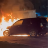 Неизвестные подожгли ночью Subaru Forester на Кипарисовой во Владивостоке