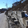 Несколько бетонных блоков свалились после снегопада — newsvl.ru