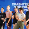 Пока одни гимнастки выступали, другие их поддерживали — newsvl.ru