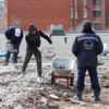 Рабочие удаляют старый бетон — newsvl.ru