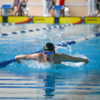 В бассейне спорткомплекса «Олимпиец» во Владивостоке проходят соревнования по плаванию «Золотая рыбка» — newsvl.ru