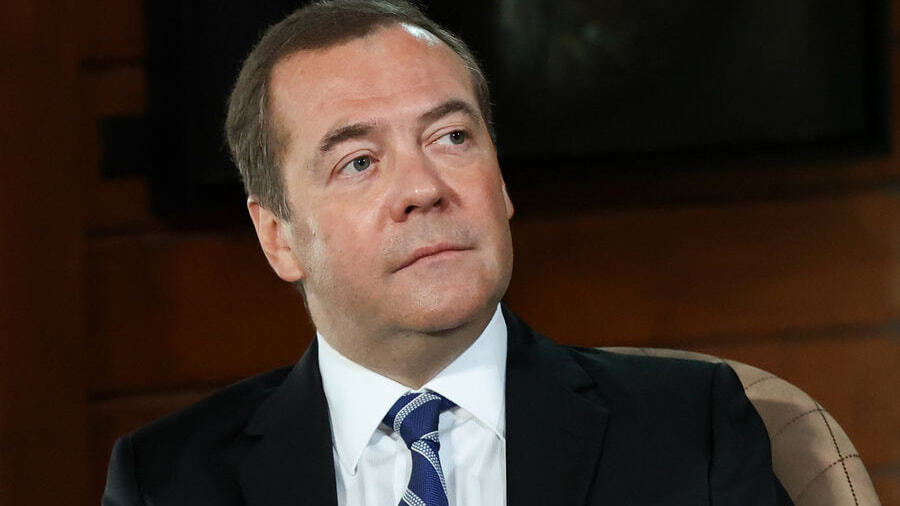 Новости к завтраку: Медведев обеспечит технологический суверенитет IT-инфраструктуры