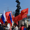 Коммунистические флаги тоже присутствовали  — newsvl.ru