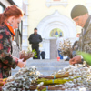 В том числе их продают возле Покровского кафедрального собора на Океанском проспекте — newsvl.ru