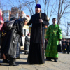 Сегодня верующие посещают праздничные литургии и освящают вербу — newsvl.ru
