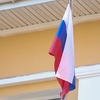 Не дожидались 1 сентября: по понедельникам во владивостокских школах будут поднимать флаг и исполнять гимн РФ