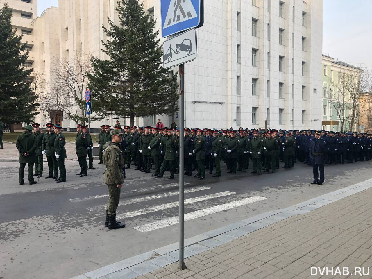 Город встал. Парад Хабаровск 2022. Репетиция парада. Репетиция парада Хабаровск. Парад Победы 2022 Хабаровск.