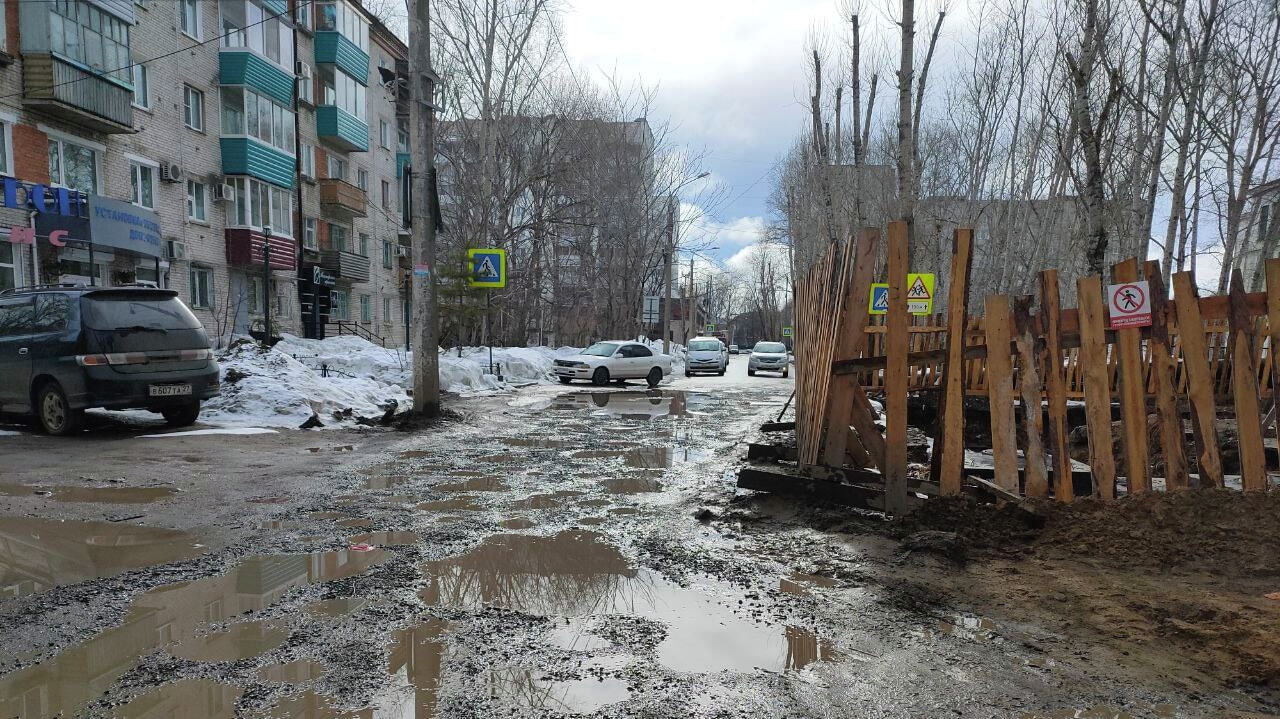 Грязь и бездорожье царят в центре из-за затянувшейся реконструкции  теплотрассы № 2 (ФОТО) — Новости Хабаровска