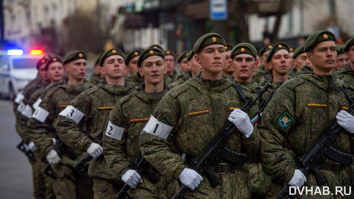 Фото с парада победы хабаровск