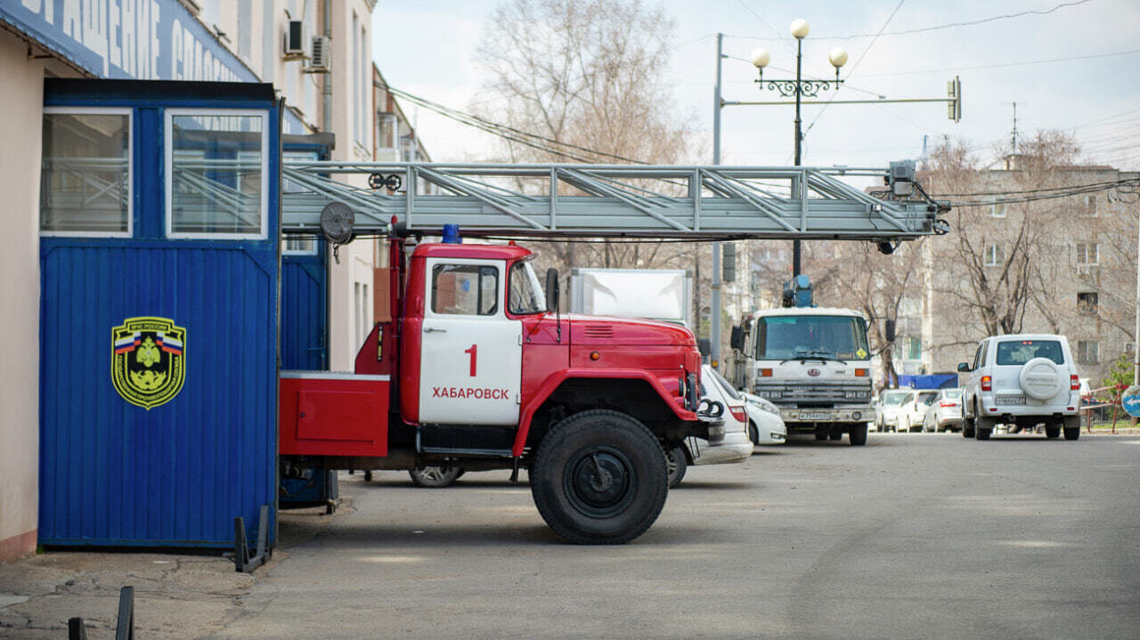 Историческое здание пожарной охраны рассыпается по кирпичикам (ФОТО) —  Новости Хабаровска