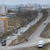 В районе Можайской люди массово двигаются к Морскому кладбищу. Фото читателей VL.ru — newsvl.ru