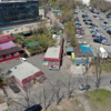 Павильоны находятся на неразграниченной земле между парковкой и кафе — newsvl.ru