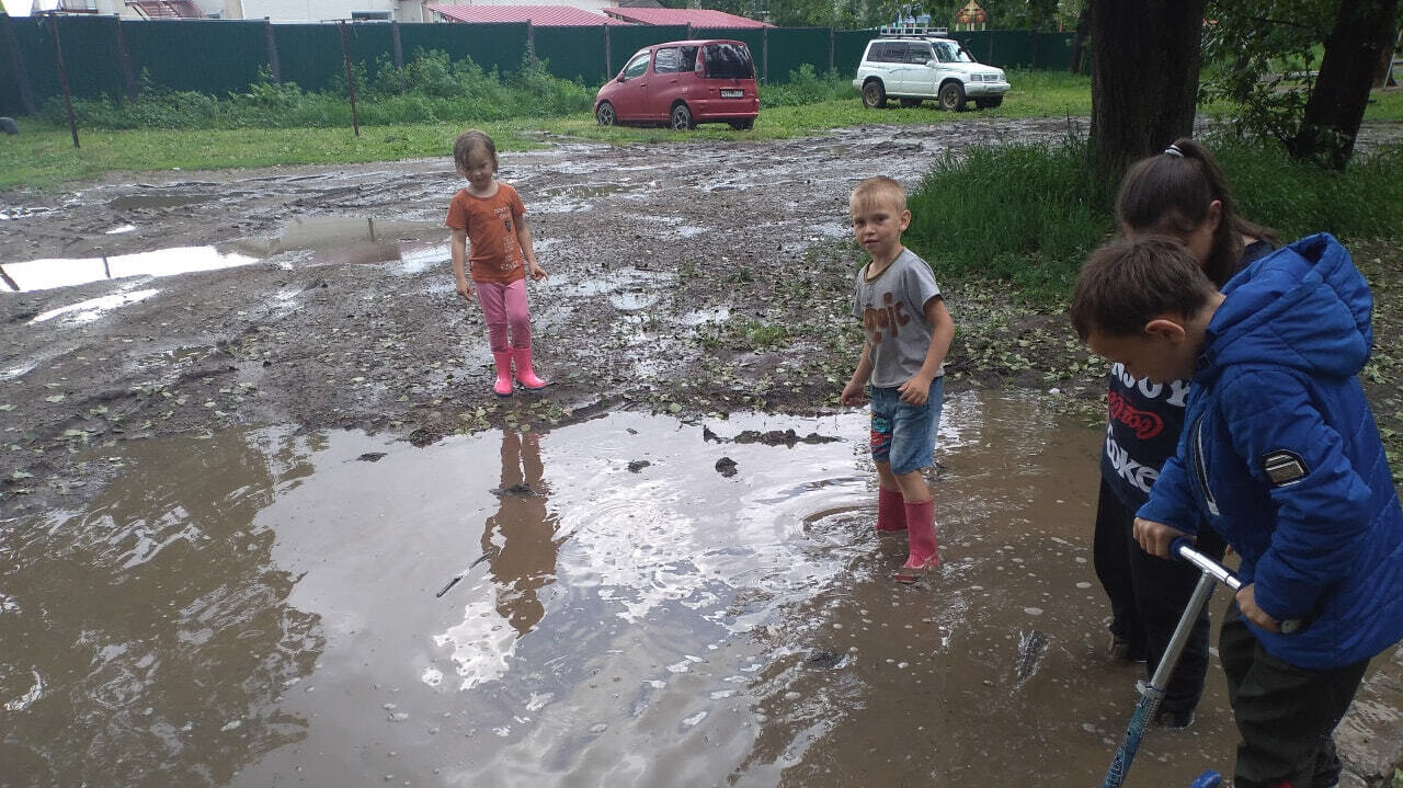 Живем в болоте: жители Красной Речки раскритиковали состояние дворов (ФОТО)  — Новости Хабаровска