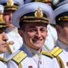 Офицеры в белоснежной парадной форме — newsvl.ru