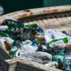 Большая часть мусора – пластиковые и стеклянные бутылки — newsvl.ru