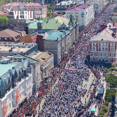 Во Владивостоке завершились парад Победы и «Бессмертный полк» 