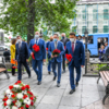 Возложение цветов к памятникам основателям и защитникам города — newsvl.ru