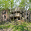 В 90-е деревянные домики были снесены подчистую, а на их месте дали старт строительству корпусов из кирпича — newsvl.ru