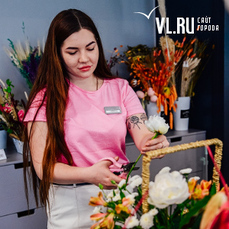 Бизнес нашел способы продолжать возить цветы во Владивосток из Европы, но опасается скорого дефицита тюльпанов 