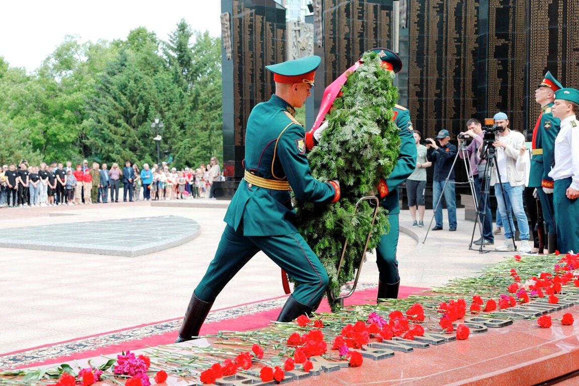 Память погибших в Великой Отечественной войне почтили в Хабаровске (ФОТО) —  Новости Хабаровска