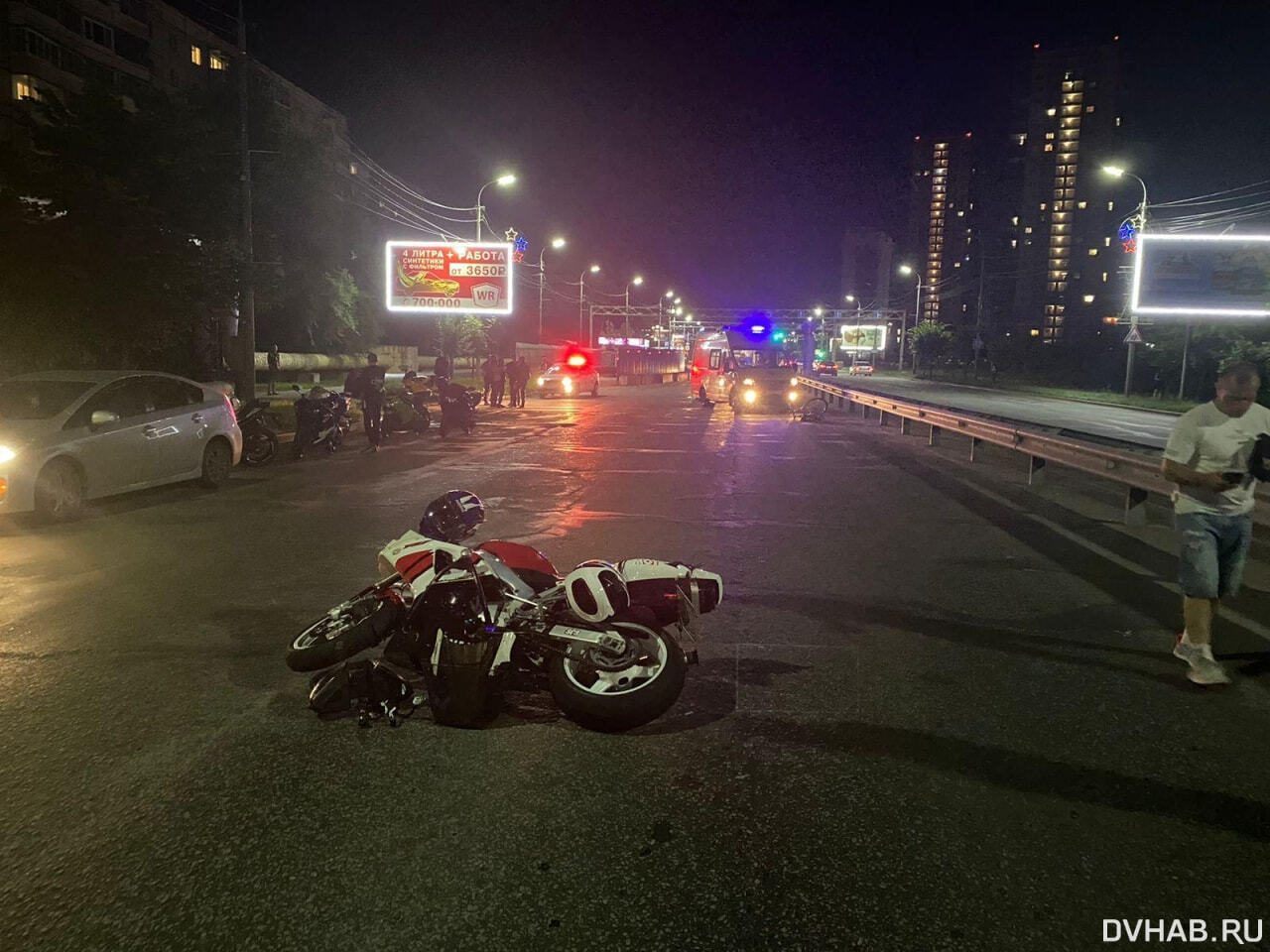 Велосипедист и байкер попали в реанимацию после ДТП на Павла Морозова  (ФОТО) — Новости Хабаровска