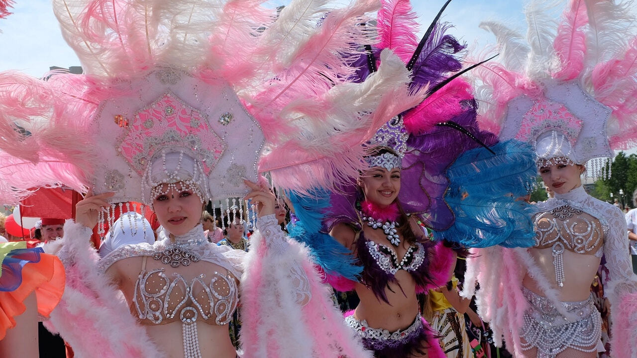 Порно видео оргия карнавал бразилия