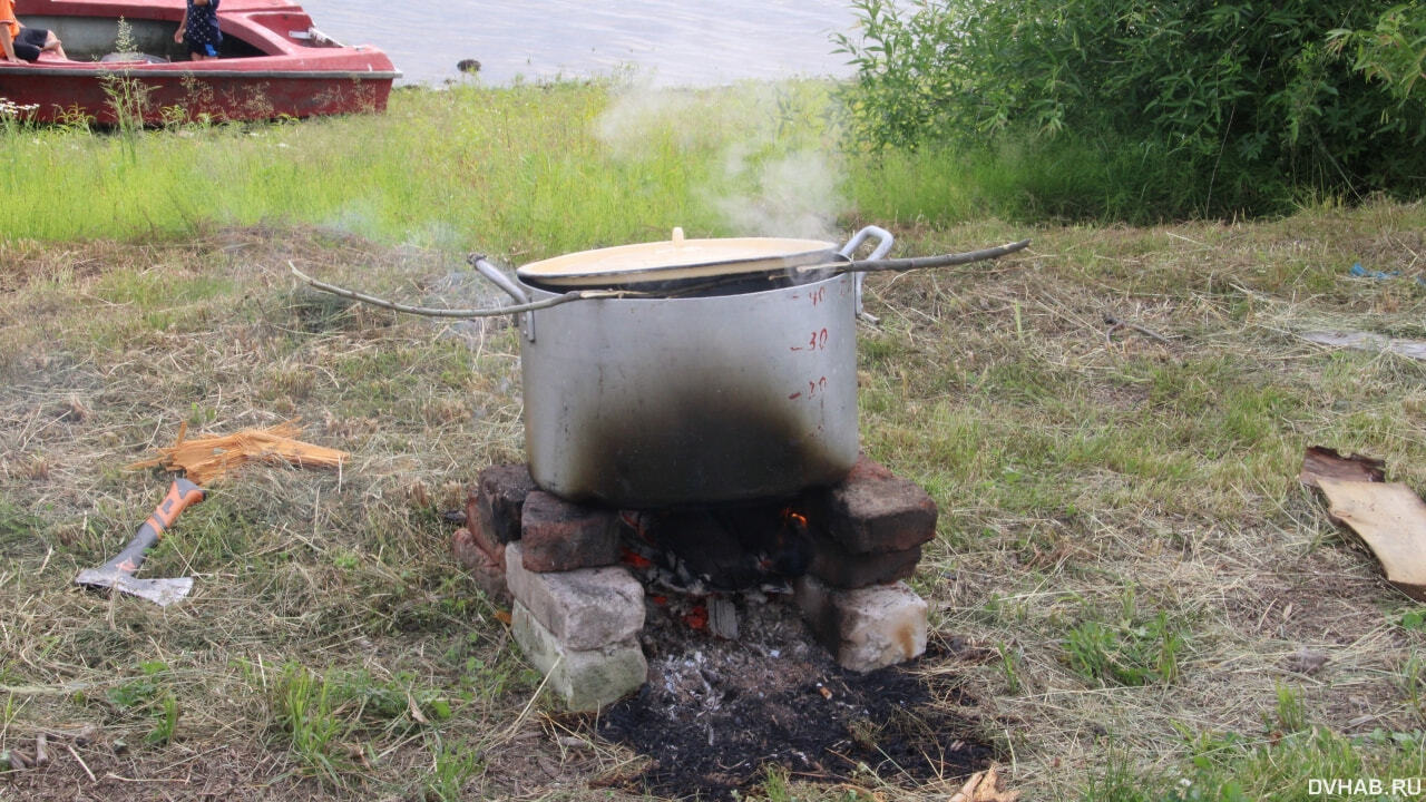 Четырнадцать карасей за полчаса поймал участник Дня рыбака (ФОТО; ВИДЕО) —  Новости Хабаровска