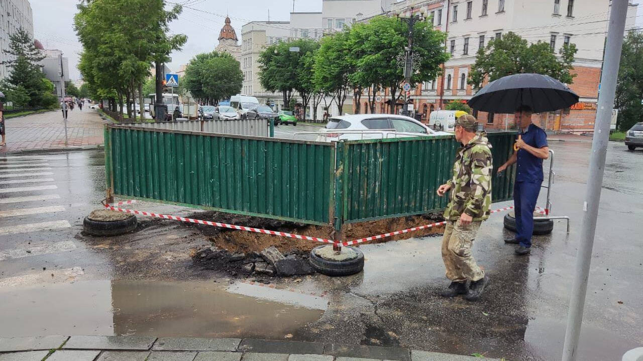 Движение на перекрестке Муравьёва-Амурского с Волочаевской затруднено —  Новости Хабаровска