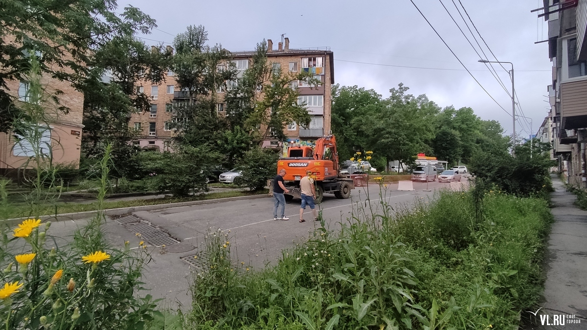 Улицу 40 лет ВЛКСМ перекрыли до конца августа (СХЕМА; ФОТО) – Новости  Владивостока на VL.ru