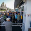 Есть жалобы, что некоторые покупатели затем перепродают билеты  — newsvl.ru