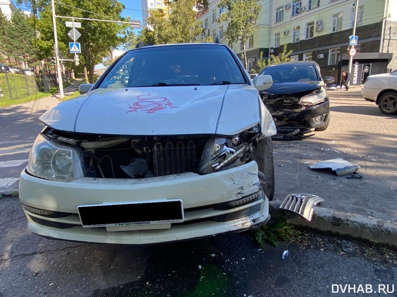 В ДТП на Уссурийском бульваре пострадала супруга вероятного виновника  (ФОТО) — Новости Хабаровска