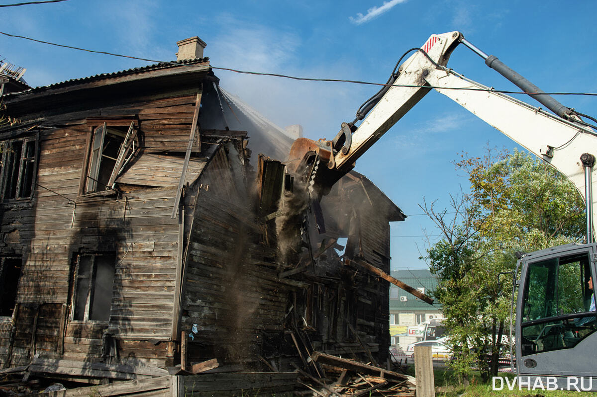 Новости барак. Бараки на проспекте 60 лет октября Хабаровск. Снос. Бараки под снос. Бараки на проспекте 50-летия октября Хабаровск.