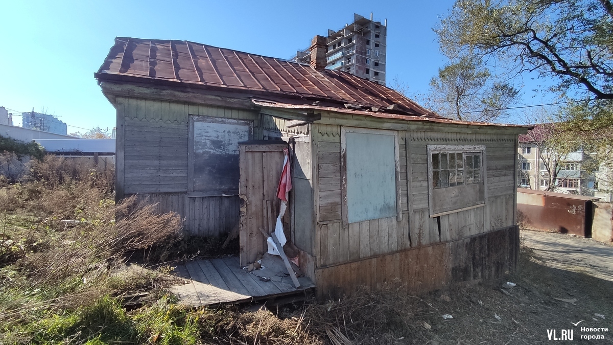 Пожар в частном доме на Кипарисовой охватил 30 квадратных метров – Новости  Владивостока на VL.ru