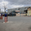 Раньше посетители ТЦ оставляли свои автомобили на этой парковке — newsvl.ru